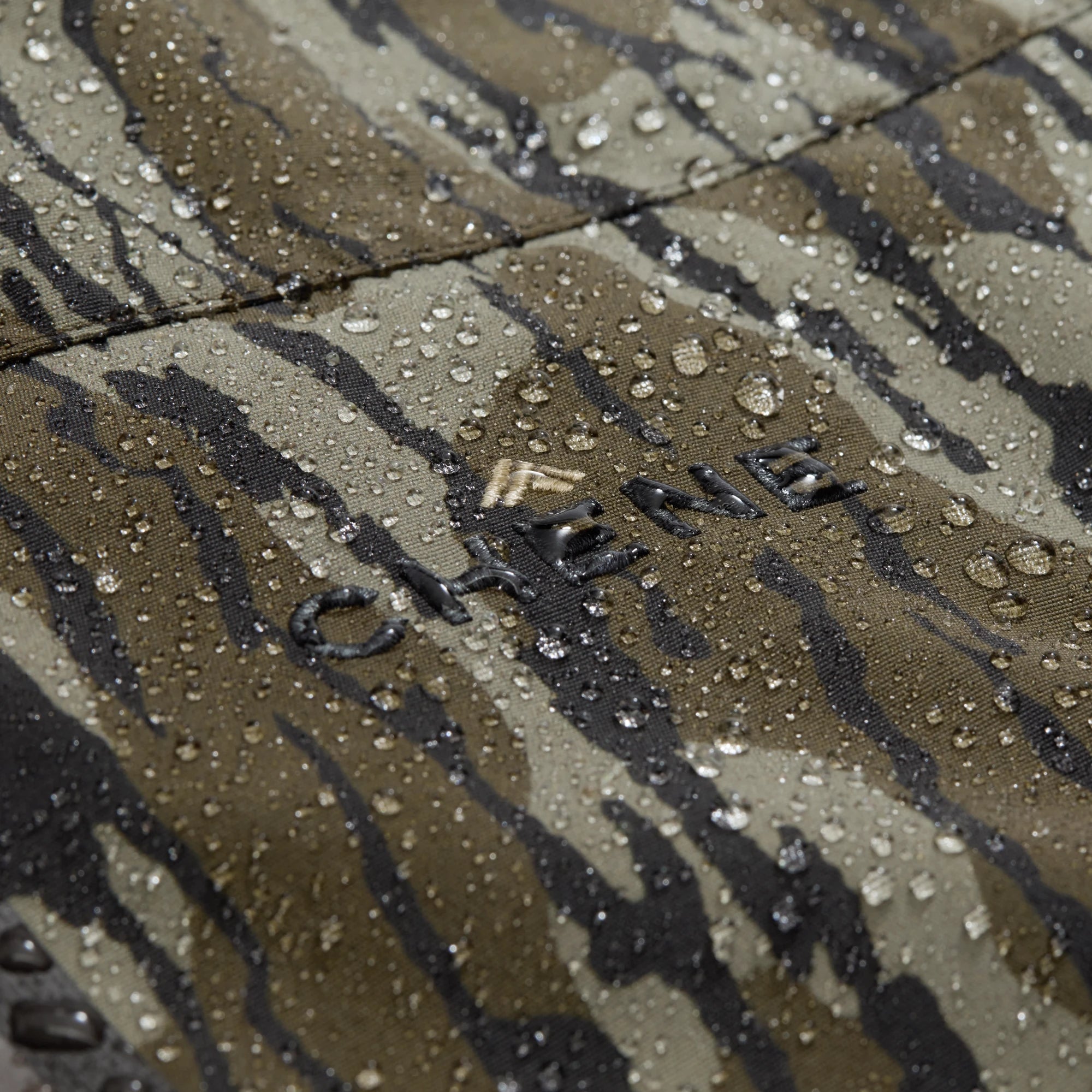 Hydro-Lok Insulated Jacket in Mossy Oak Original Bottomland, fabric detail #mossy_oak_original_bottomland