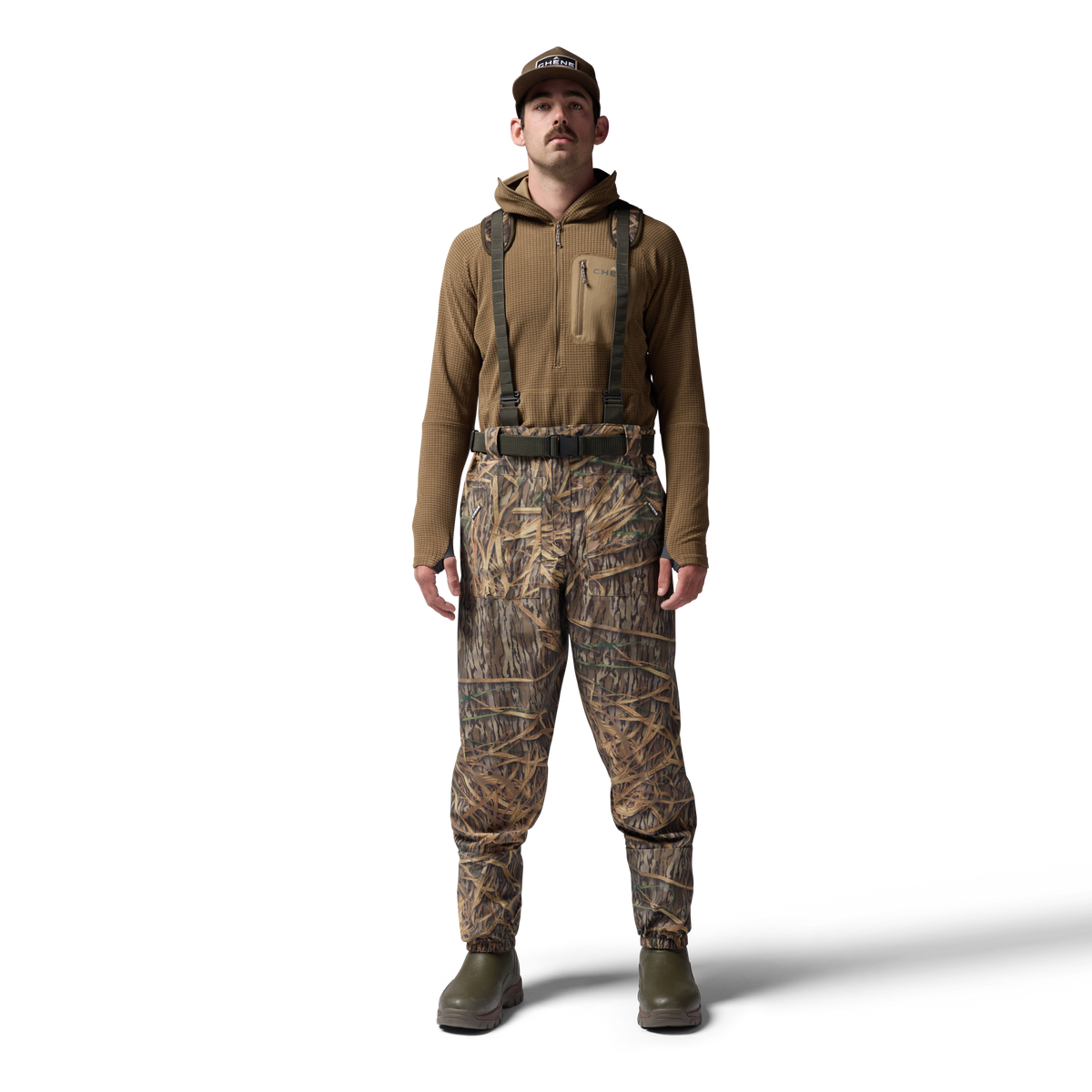 2S Wading Pant in Mossy Oak Original Shadow Grass, on model #mossy_oak_original_shadow_grass