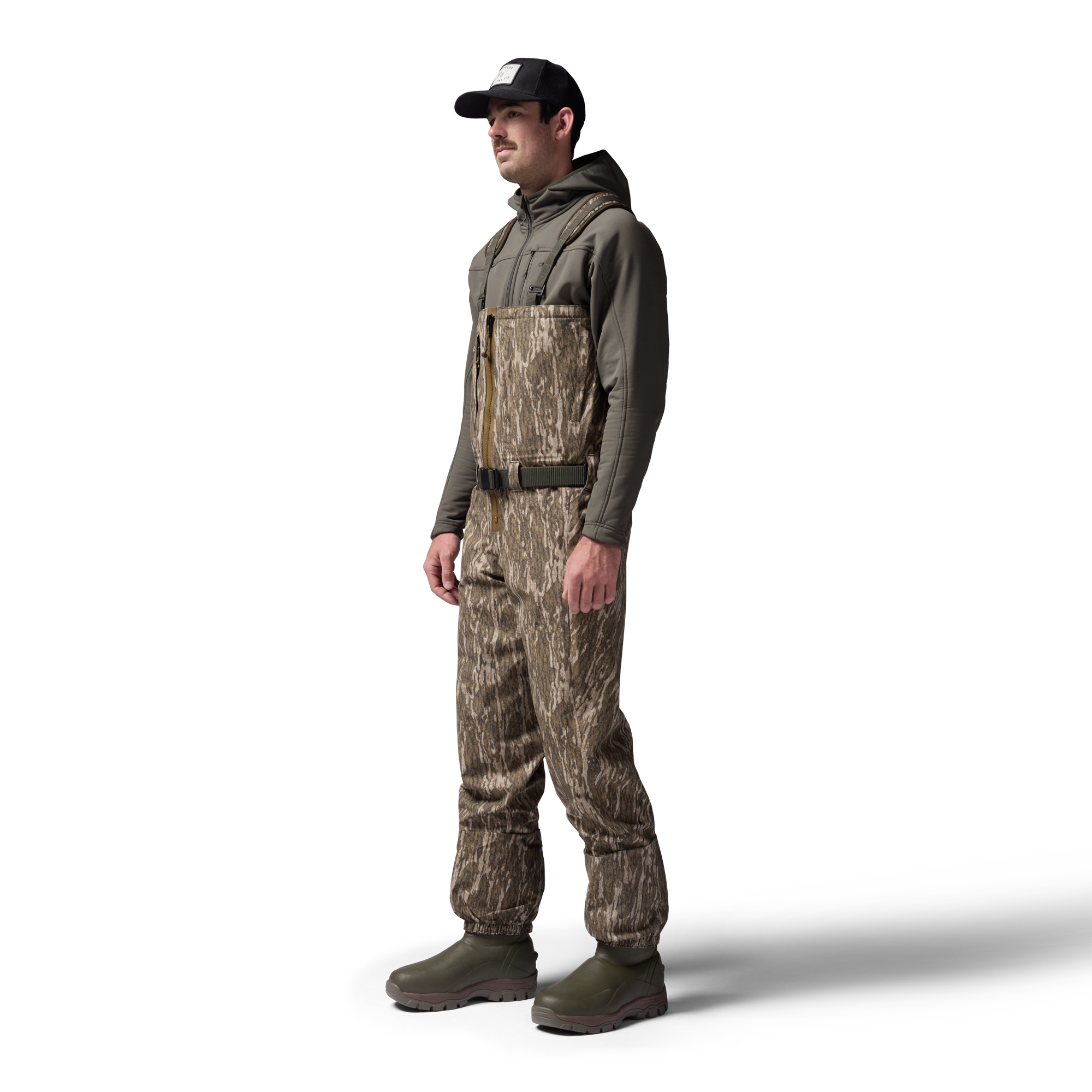 Mossy Oak Bottomland 2S Wader in Mossy Oak Bottomland, on model #mossy_oak_bottomland