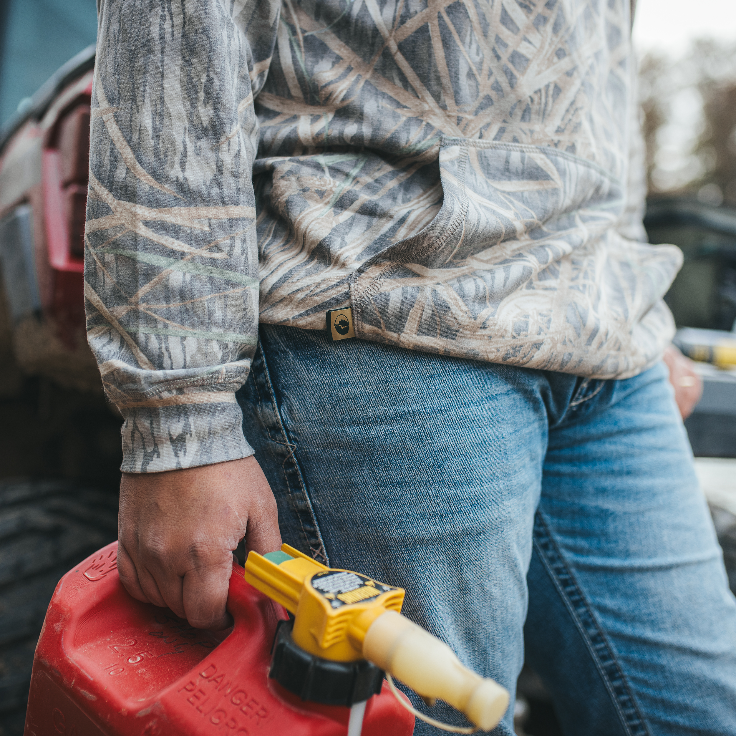 #color_mossy oak original shadow grass