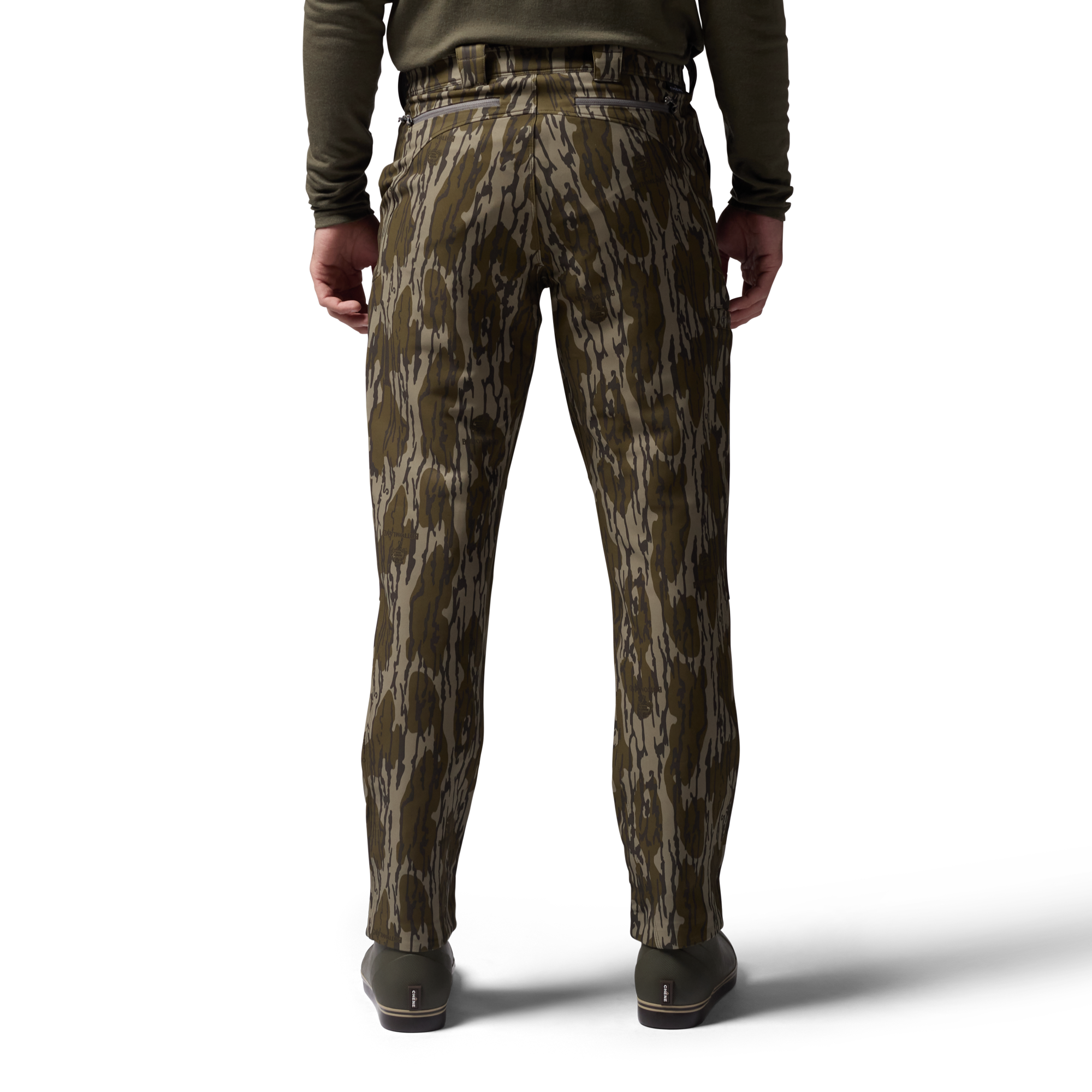 Field Pant in Mossy Oak Original Bottomland, on model #mossy_oak_original_bottomland