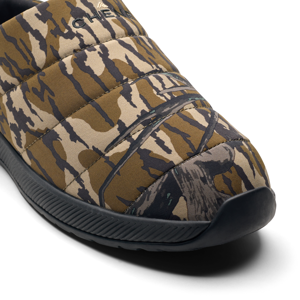 Camp Shoe in Mossy Oak Original Treestand, quilted toe detail