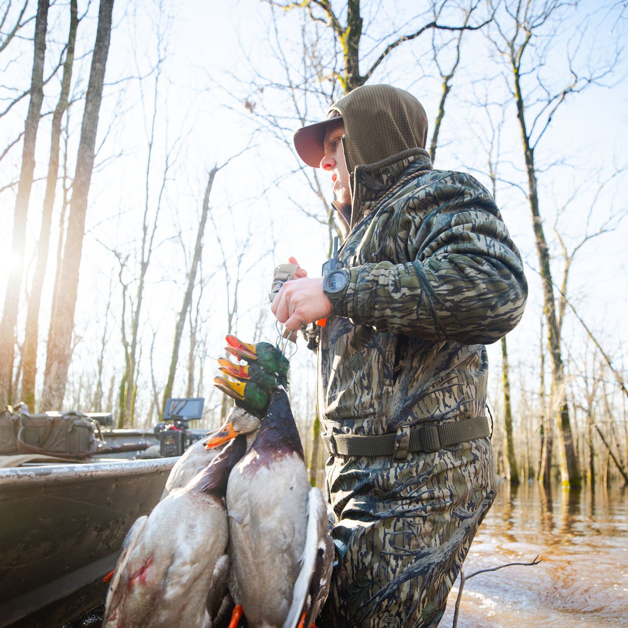 #color_mossy oak original treestand