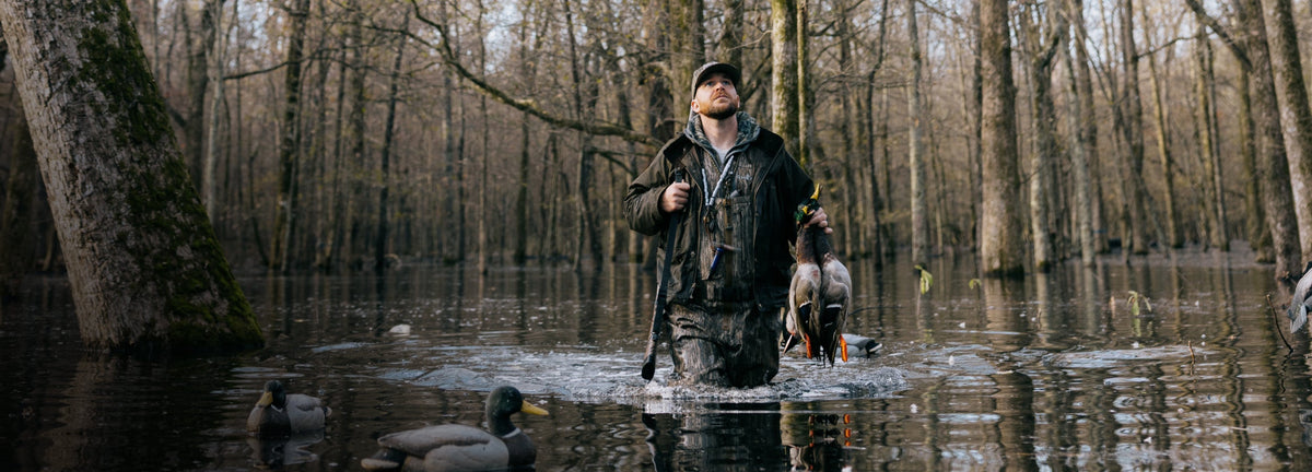 Waxed Canvas for Duck Hunting: Does It Still Hold Up?