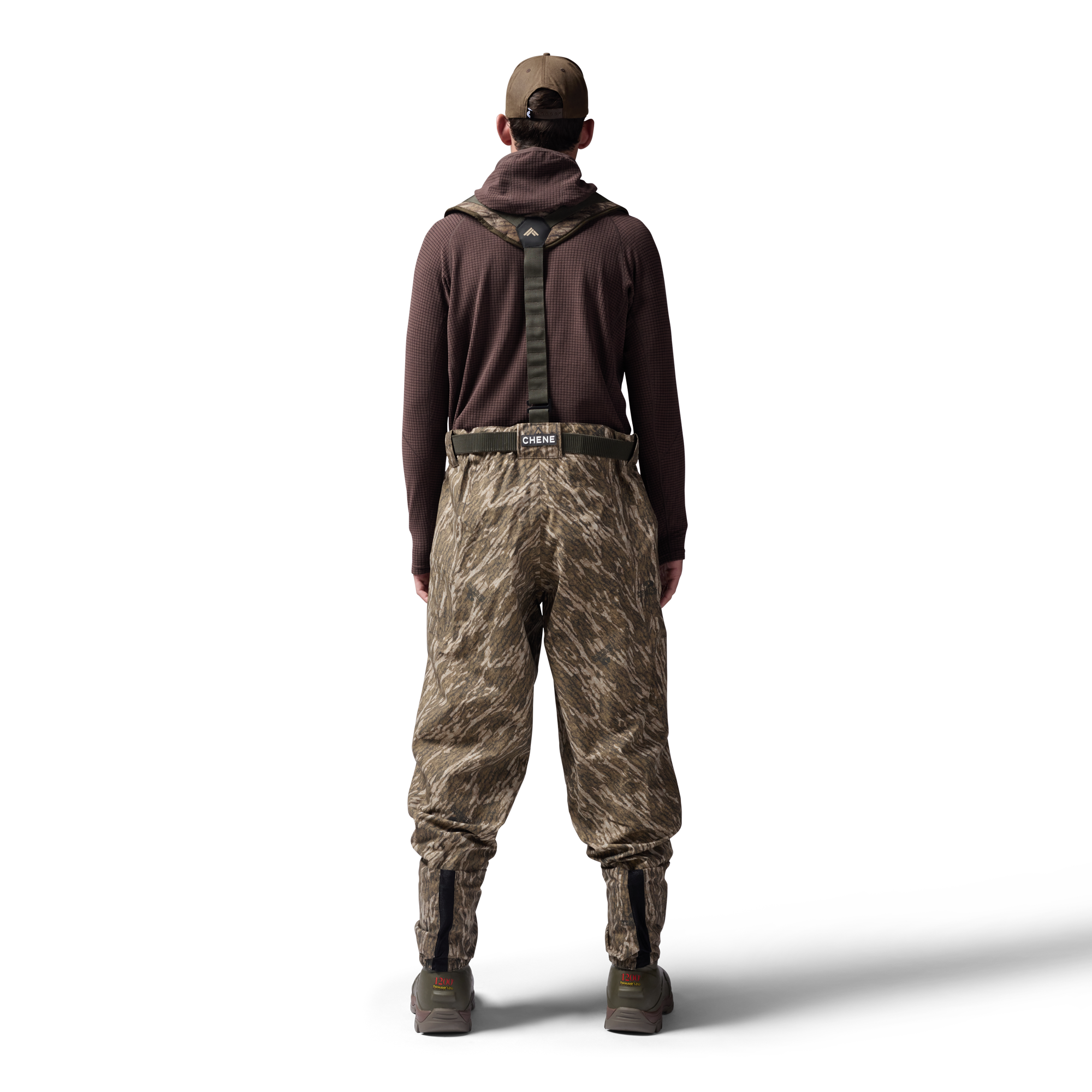 2S Wading Pant in Mossy Oak Bottomland, on model #mossy_oak_bottomland