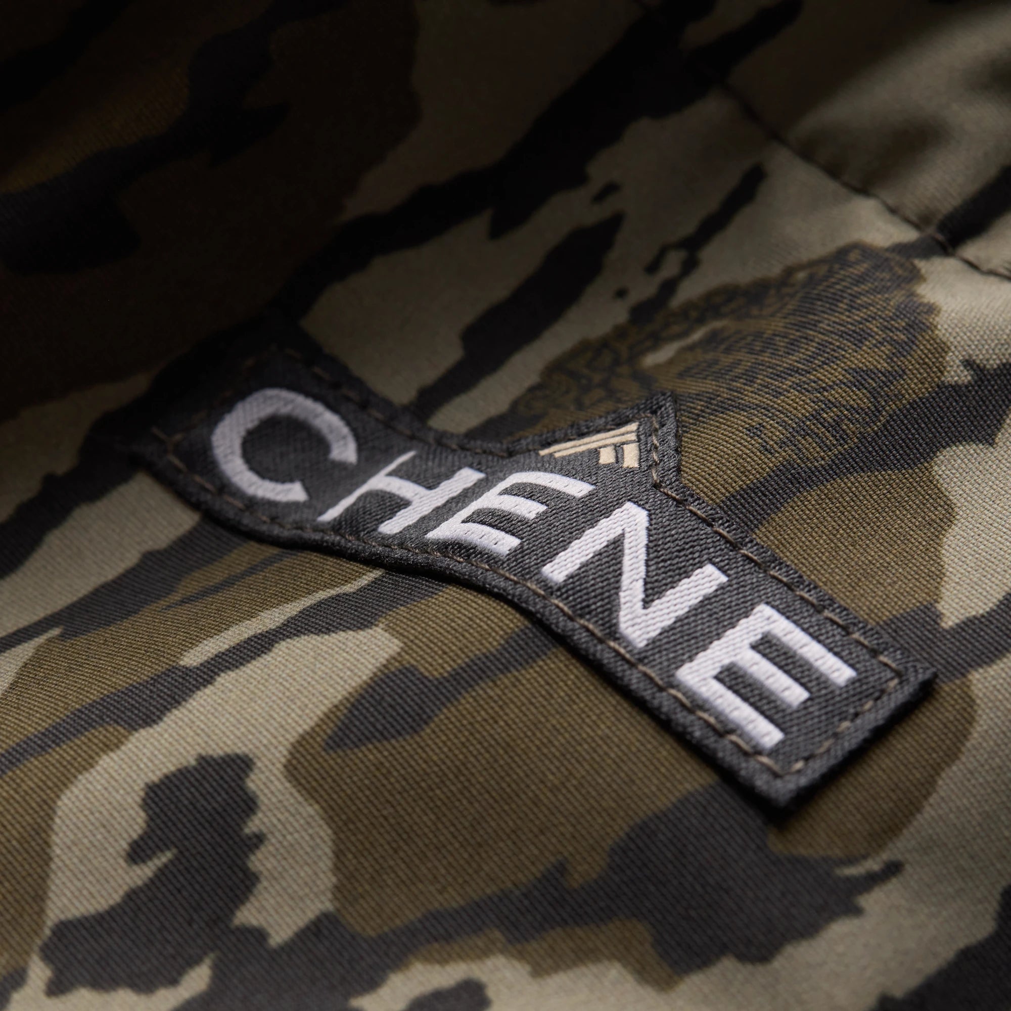 Mossy Oak Original Bottomland 2S Wader in Mossy Oak Original Bottomland, fabric detail #mossy_oak_original_bottomland