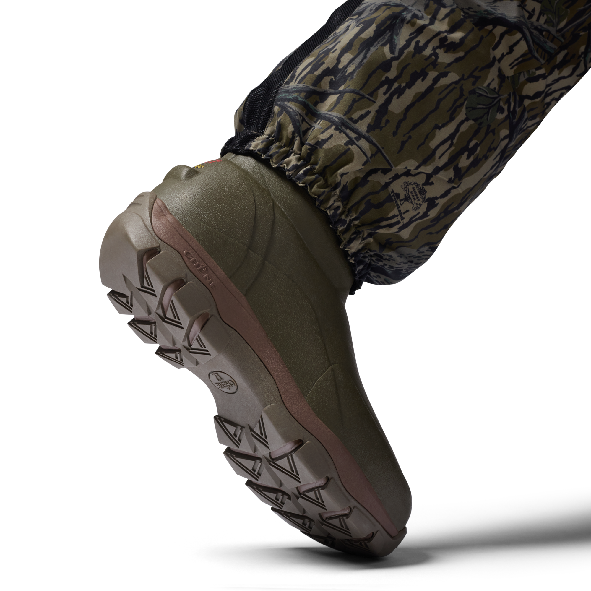 Mossy Oak Original Treestand 2S Wader in Mossy Oak Original Treestand, on model #mossy_oak_original_treestand