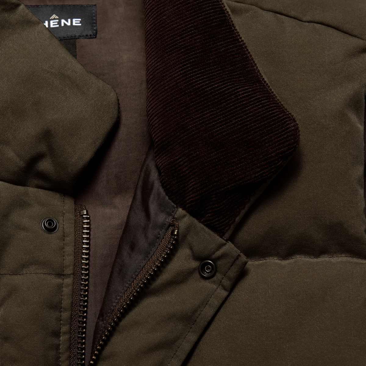 Founders' Reserve Waxed Down Vest in Dark Olive, macro detail #dark_olive