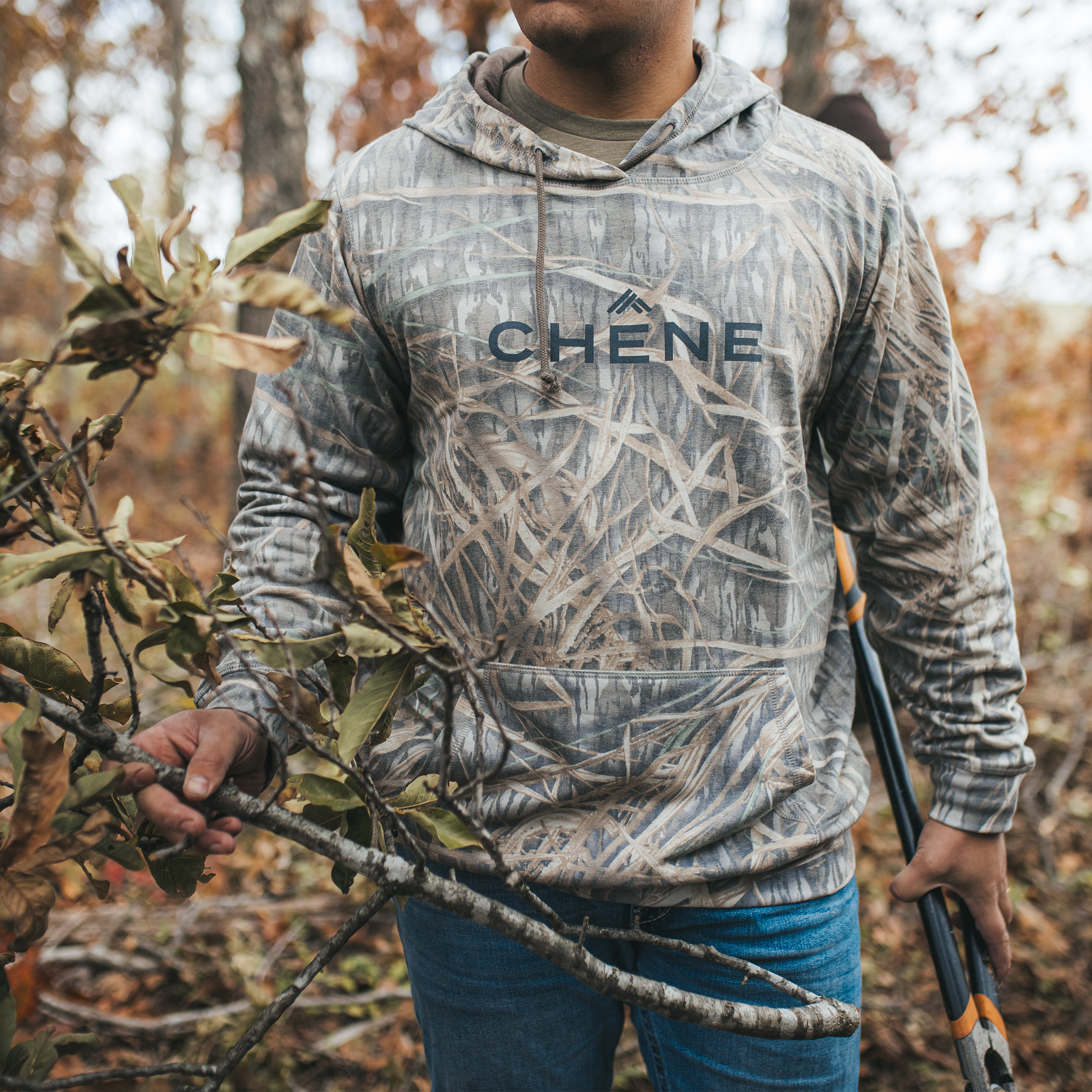 #color_mossy oak original shadow grass