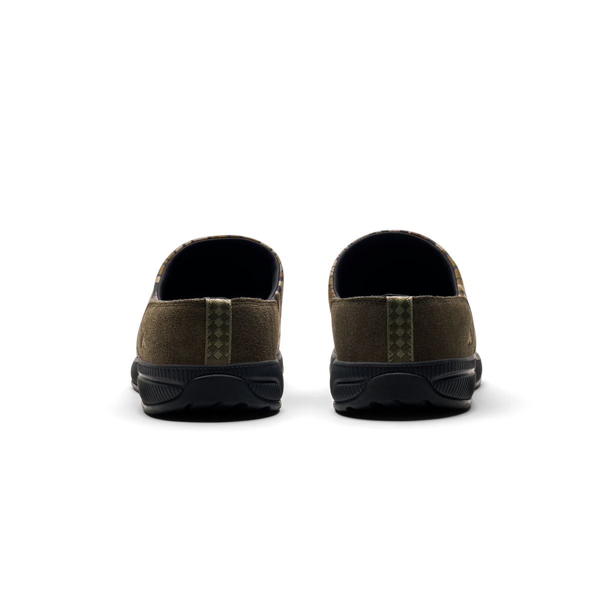 Camp Shoe in Mossy Oak Original Treestand, back view